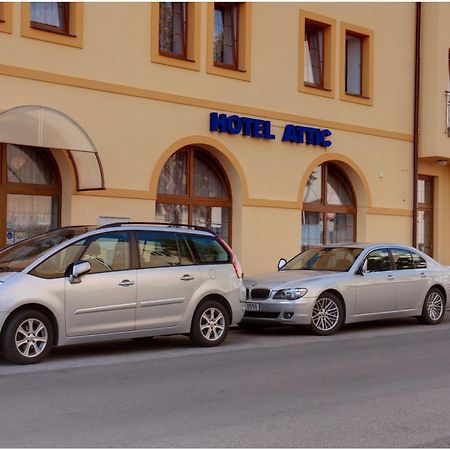 Attic Hotel Прага Экстерьер фото